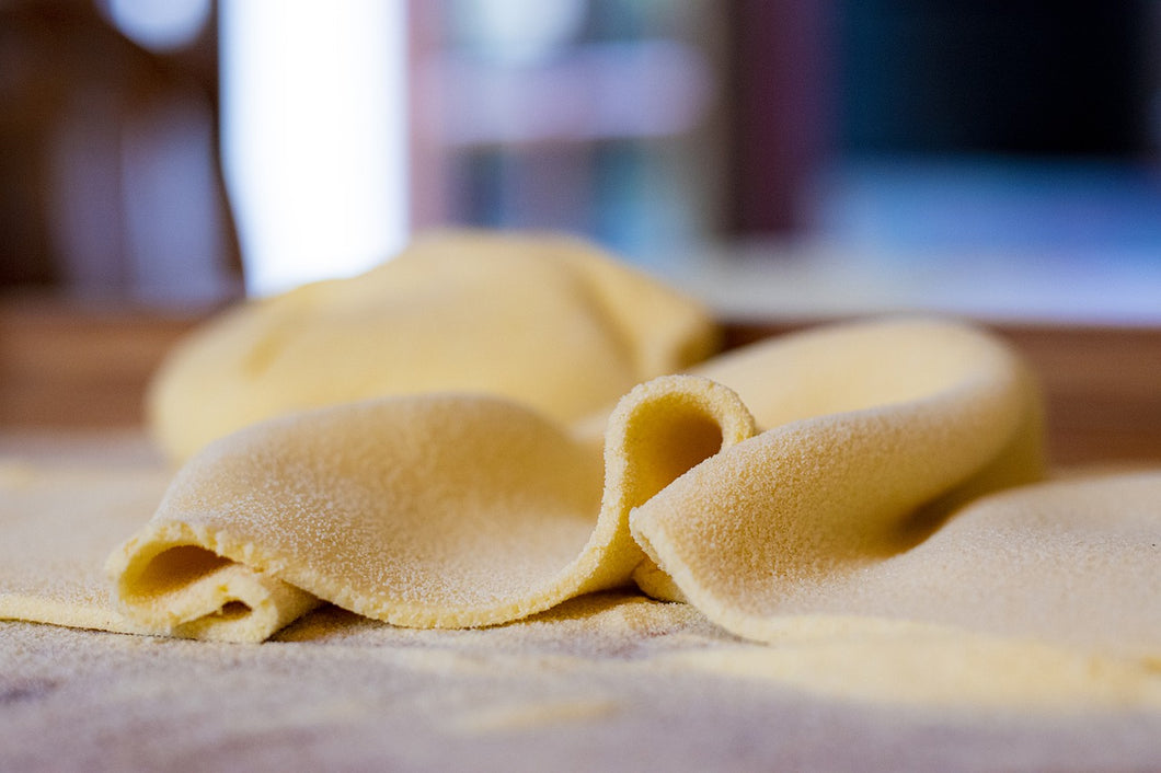 Oven backed layers of pasta with rich creamy besciamelle, artichokes and parmigiano.
